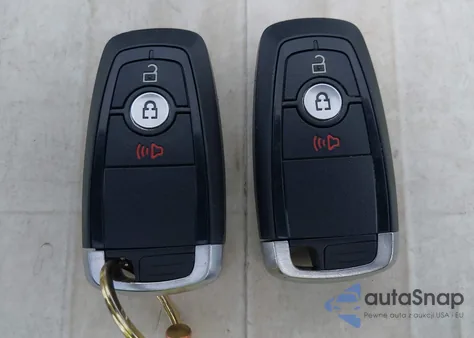 2020 Ford Escape Se Sport Hybrid z USA, uszkodzony, nr VIN 1FMCU9BZ0LUC01973